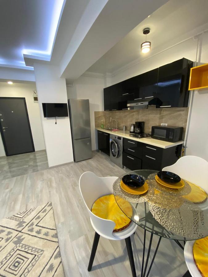 Mamaia Home Beach Apartament Екстер'єр фото